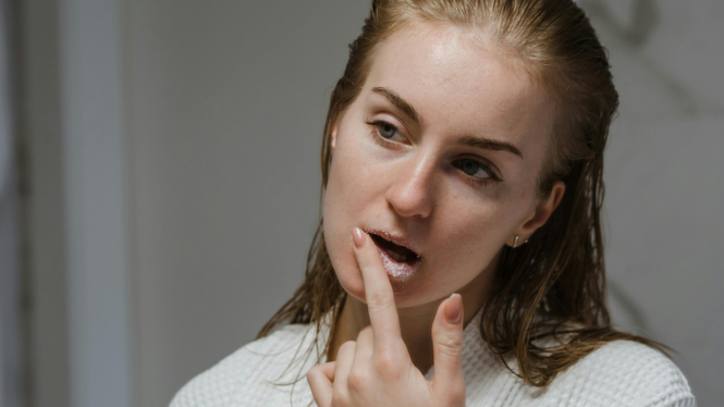 Ilustrasi Eksfoliasi Bibir