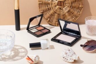 Ilustrasi produk makeup