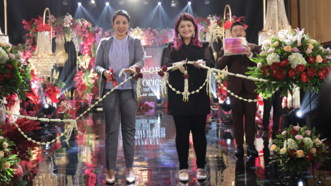 Pameran Discover Love Stories