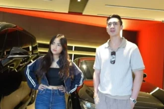 Disebut Pacaran dengan Fuji, Respons Verrell Bramasta Masih Malu-malu