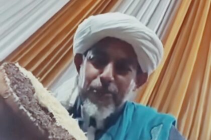 Geger! Habib Lelang Bolu Bekas Gigitannya, yang Makan Hatinya Lembut – FAJAR