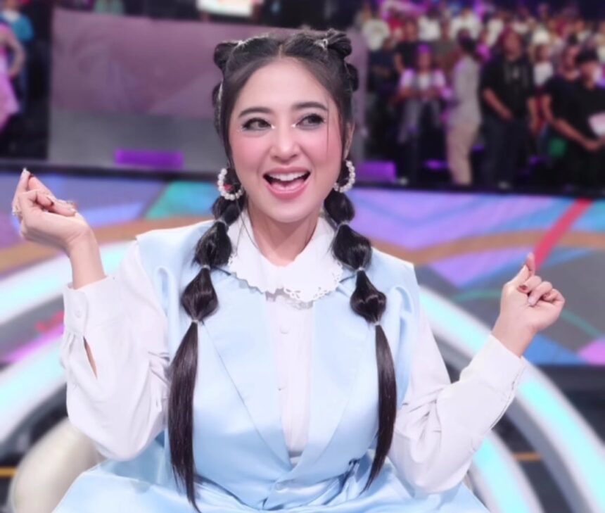 Ingin Punya Anak Kembar Cowok-cewek, Dewi Perssik: Ya Harus Ada Suaminya Dulu