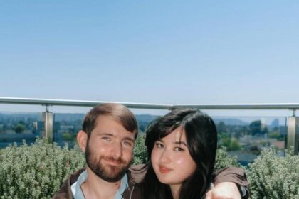 Ini Pekerjaan Suami Stephanie Poetri, Asher Novkov Bloom