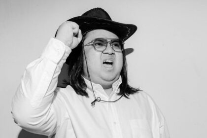 Komedian dan Musisi Gustiwiw Meninggal Dunia