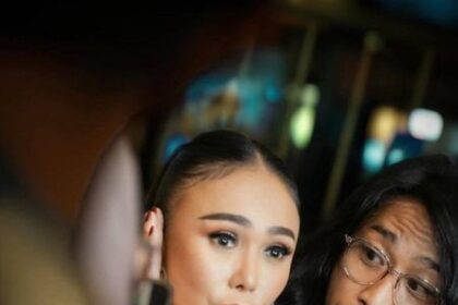 Komika Jadi Penyanyi? Yuni Shara Pilih Praz Teguh di Album Romantis