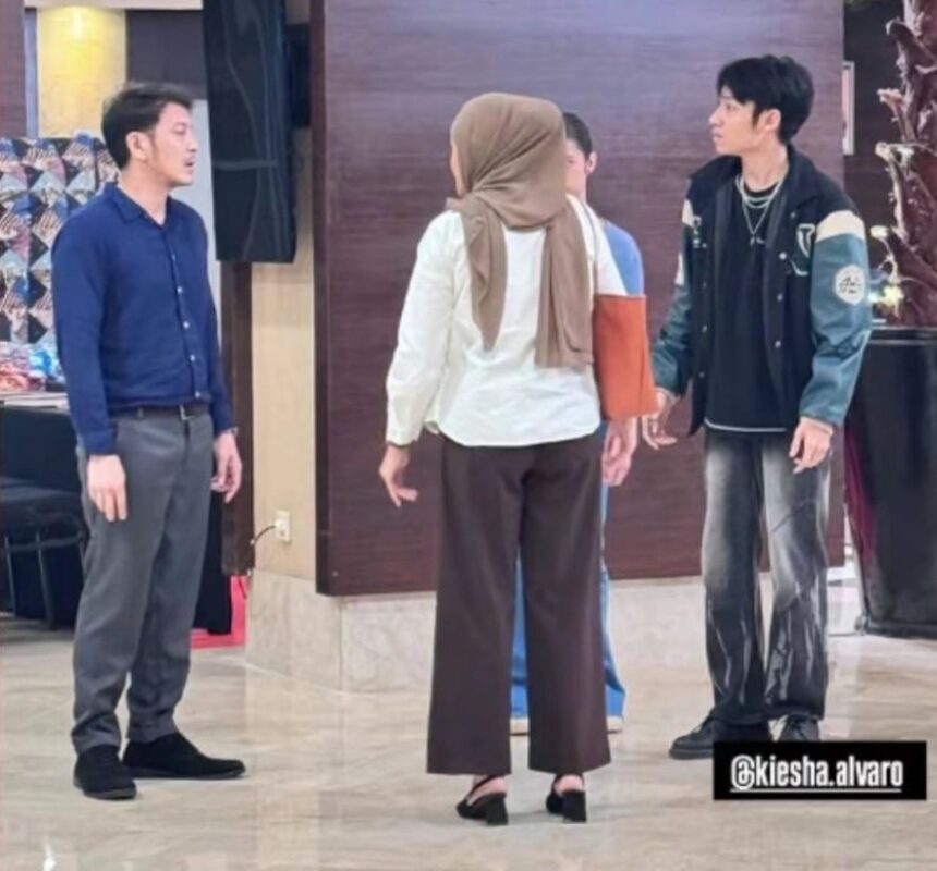 Okie Agustina: Nggak Ada Gimik-gimikan, Dibayar Juga Kaga!