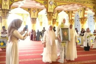 Momen Haru Pernikahan Megawati Hangestri Bawa Foto Mendiang Ayahnya