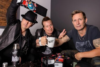 8 lagu terpopuler Green Day yang masih hits hingga kini