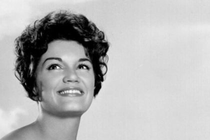 Connie Francis meninggal dunia, ini 6 lagu populer yang dinyanyikannya