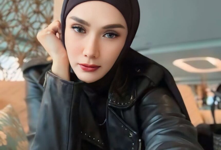 Jarang Umbar Pujian, Ini yang Bikin Ahmad Dhani Yakin Mulan Jameela Layak Masuk Surga