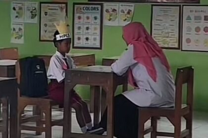 Miris! SD Negeri di Trenggalek Cuma Dapat 1 Siswa Baru, Guru Tetap Semangat MPLS