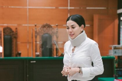 Nikita Mirzani Titip Pesan Buat Reza Gladys, Ini Kalimatnya