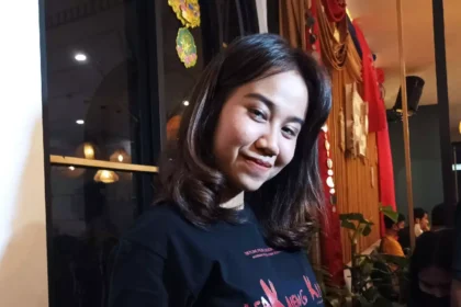 Tak Diundang Hadiri Ultah Gala Sky, Mayang Lucyana Terpaksa Kirim Kado Lewat Ojol