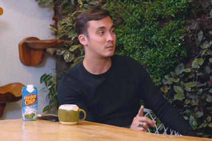 Tak Kapok, Rendy Kjaernett Bantah Selingkuh