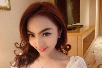 Tiga Video Syur Diduga Lisa Mariana dan Pria Bertato Diburu di X, Roy Suryo: Asli