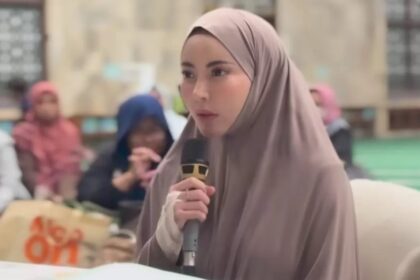 Sempat Murtad, Selebgram Cantik Ayu Aulia Kembali Peluk Islam, Mengaku Mimpikan Ayahnya