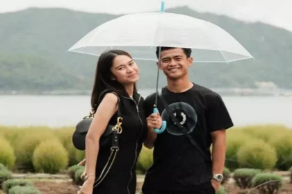 Sidang Cerai Azizah Salsha-Pratama Arhan Bersamaan Demo di DPR RI, Netizen: Kenapa Selalu Ada Isu Selakangan