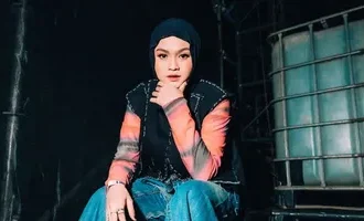 Salma Salsabil di Panggung Pestapora: Umumkan Kelahiran Hingga Lirik Lagu Penuh Kritik