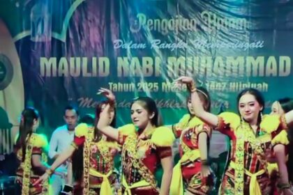 Wonosobo Geger, Acara Maulid Nabi Dihibur Penari yang Mengumbar Paha