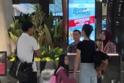 Potret Kebersamaan Chicco Jerikho dengan Istri dan Putrinya ke F1 Singapore