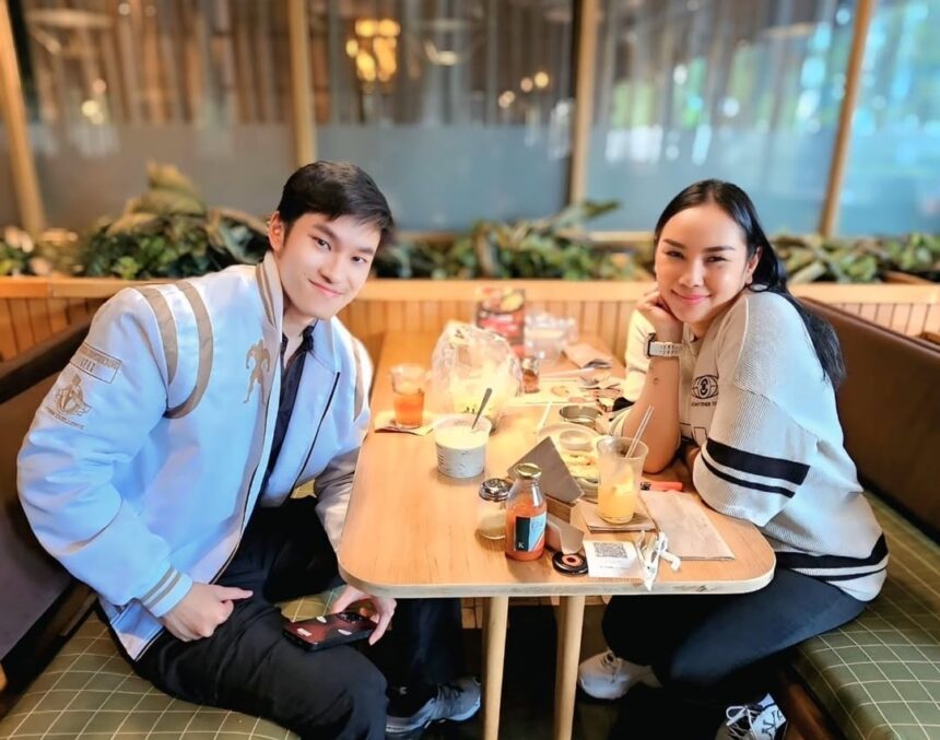 Kalina Ocktaranny Rayakan Ulang Tahun Bareng Azka Corbuzier di Tengah Kabar Retaknya Rumah Tangga Deddy dan Sabrina