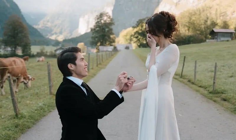 El Rumi Lamar Syifa Hadju dalam Suasana Romantis Alam Eropa, Keduanya Menangis Haru