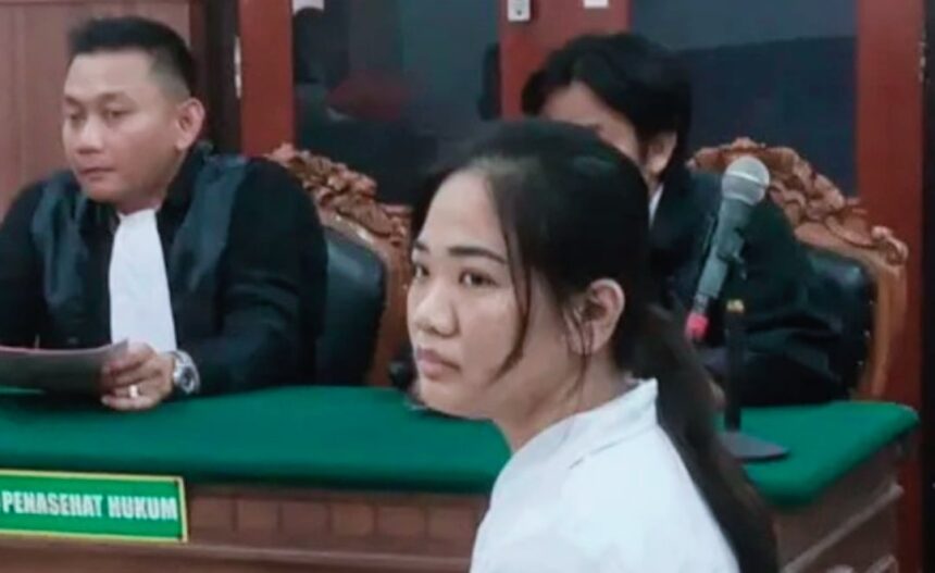 Ngaku Bisa Komunikasi dengan Dewa, Direktur di Surabaya Tipu Bos Sendiri Rp6,3 Miliar