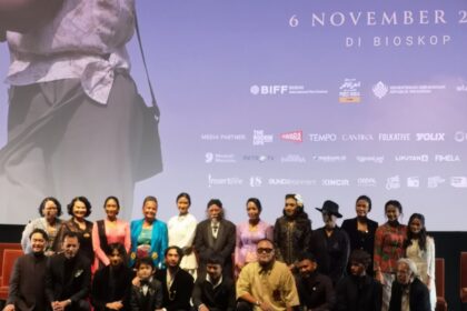 Reza Rahadian sutradarai film