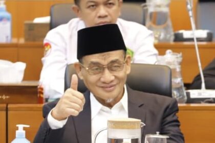 Romo Muhammad Syafii Tanggapi Tindakan Gus Elham ‘Kokop’ Pipi Anak Kecil Saat Pengajian