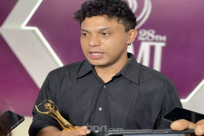 Lagu Tabola Bale Viral, Silet Open Up Raih AMI Award 2025