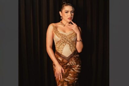 Penampilan Davina Karamoy di Gala Premiere Film Kuncen Jadi Sorotan, Cantik Tapi Kekar