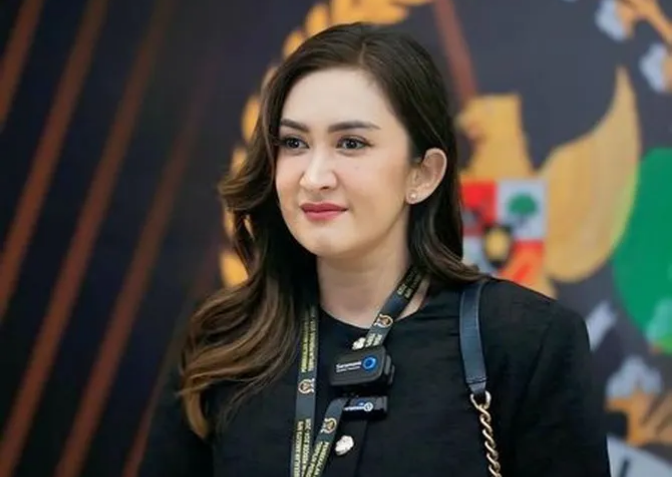 Terungkap di Sidang MKD DPR, Nafa Urbach Diadukan Karena Hedon dan Tamak