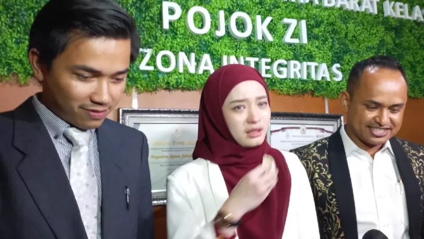 Usai Jule, Netizen Kini Beralih Hujat Inara Rusli