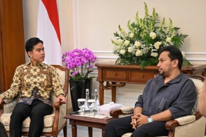 Iseng, Buya Eson Minta Grok Hilangkan Orang yang Otaknya Kosong, Tak Terduga Foto Gibran dan Tompi Muncul