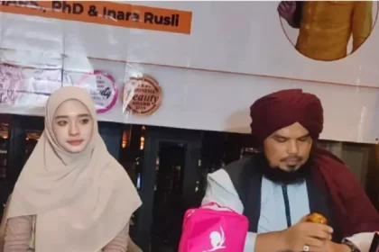 Ustaz Derry Sulaiman Tegaskan Pernikahan Janda Tanpa Wali Tidak Sah, Sindir Inara Rusli?