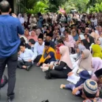 Pro Kontra Tahlilan di Rumah Jokowi: Guntur Romli Kritik Politisasi, Warga Membela