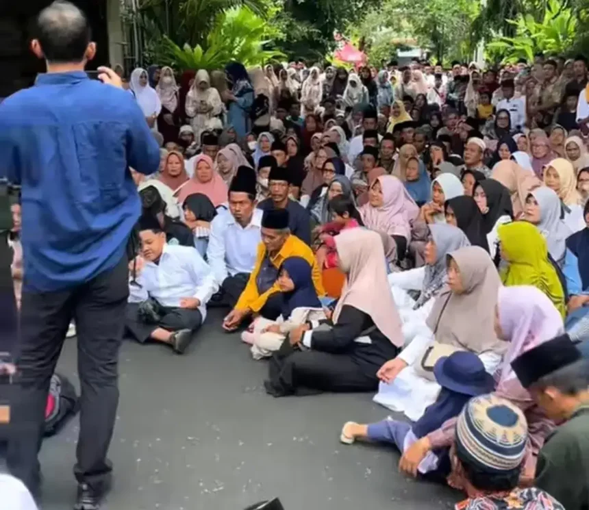 Pro Kontra Tahlilan di Rumah Jokowi: Guntur Romli Kritik Politisasi, Warga Membela